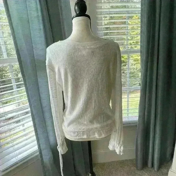 We The Free, Free People White Top XS Tie at Waist and Sleeves Long Sleeves - Picture 10 of 10